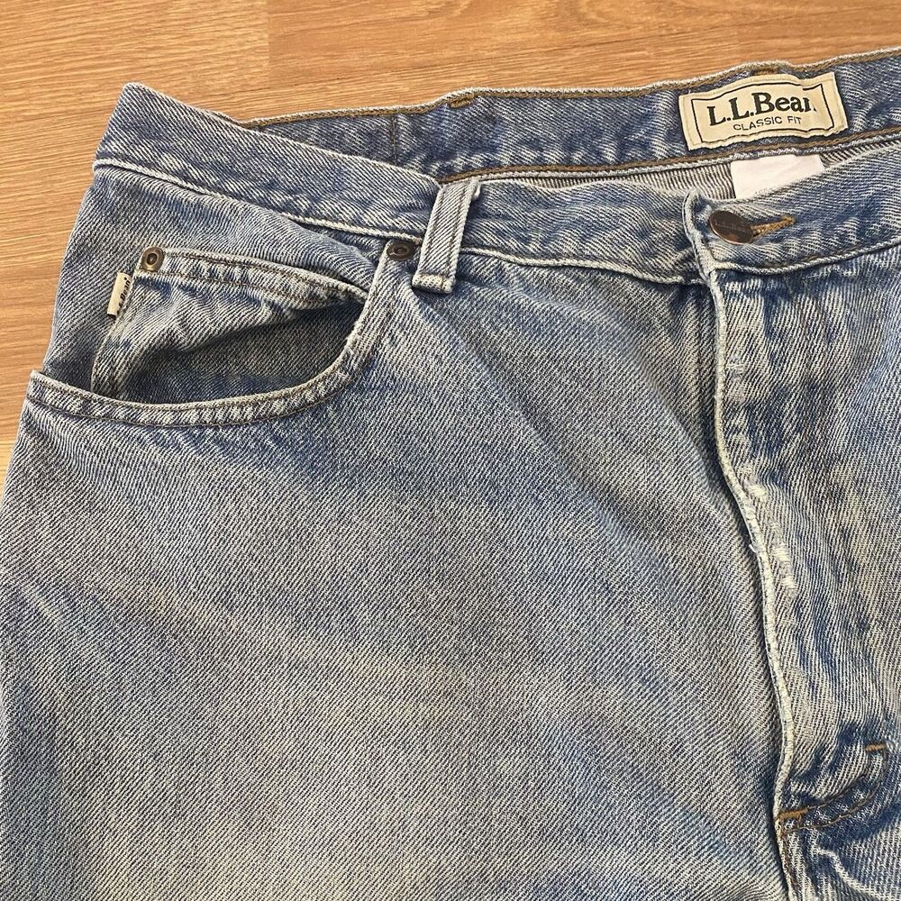 LL Bean Denim Classic Fit Jeans Mens size 38x32 Blue Chore Work pants - Picture 10 of 16